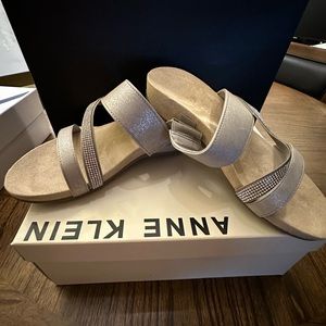 Ladies Sandals